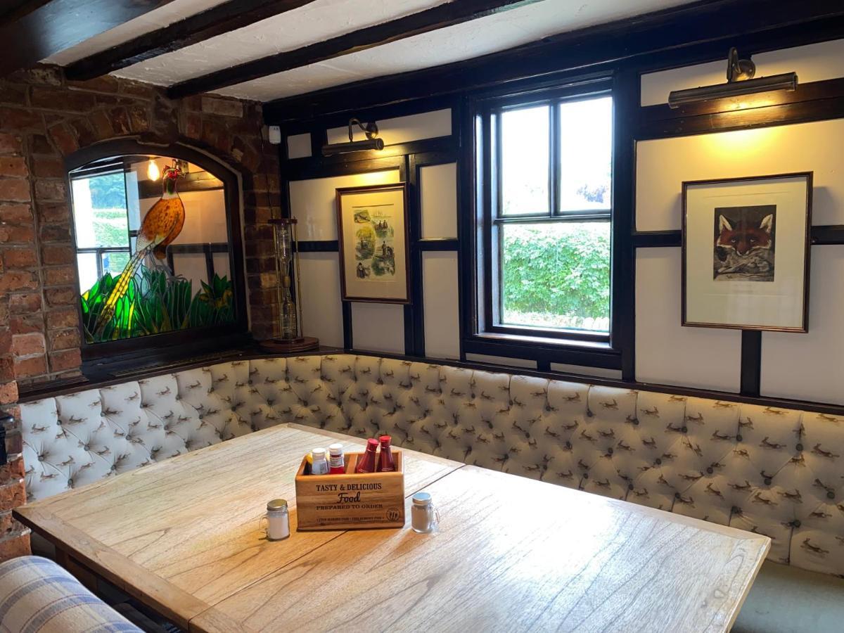 The Bickerton Poacher Higher Burwardsley 外观 照片