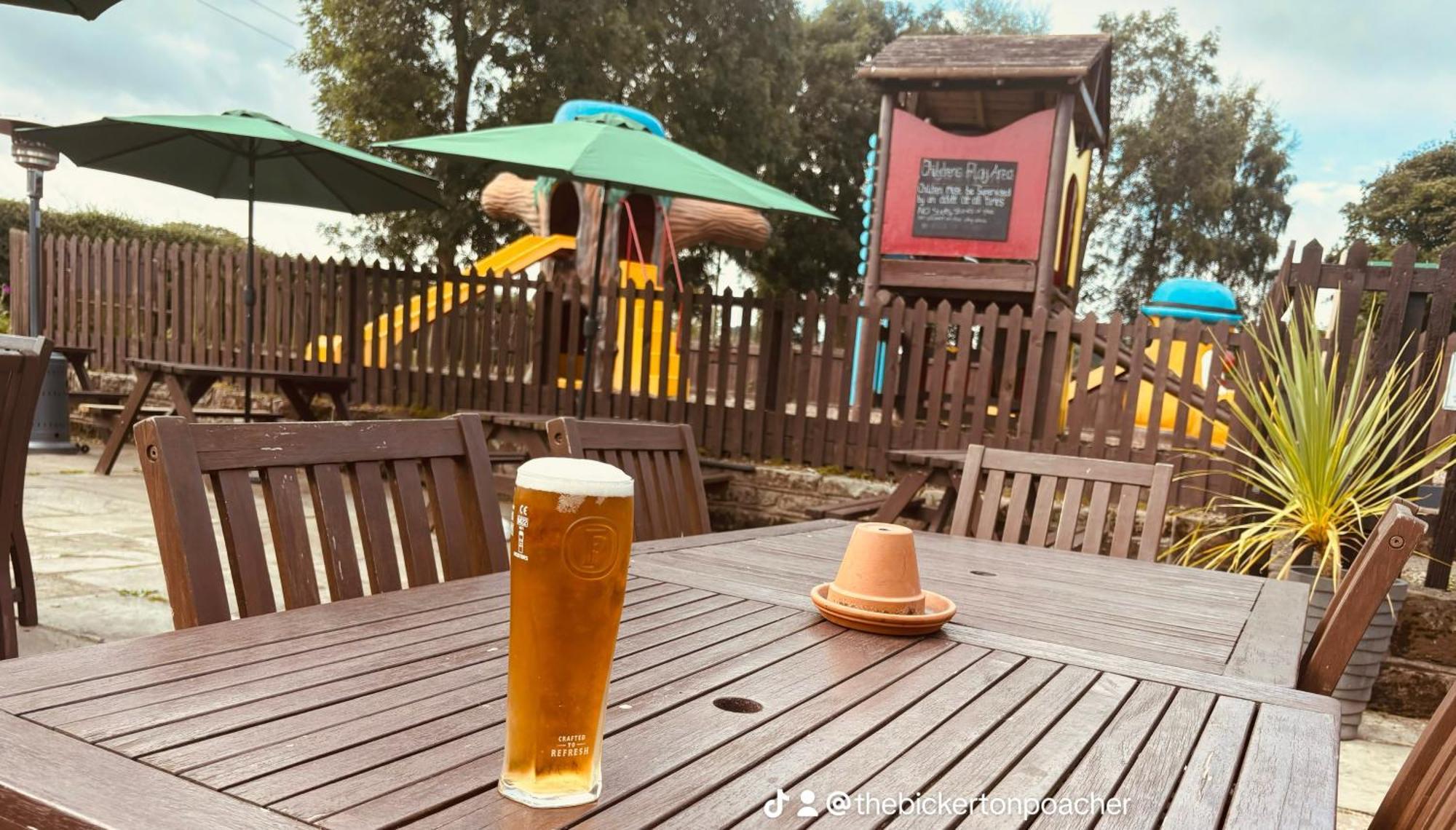 The Bickerton Poacher Higher Burwardsley 外观 照片
